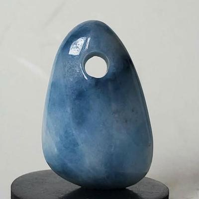入リコン沢翡翠瑠璃色異形勾玉